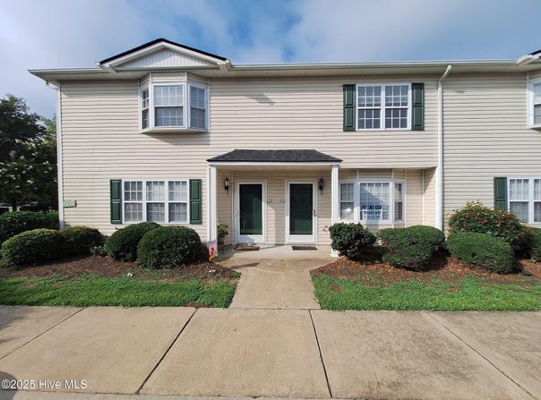 2305 Vineyard Drive, Winterville, NC 28590