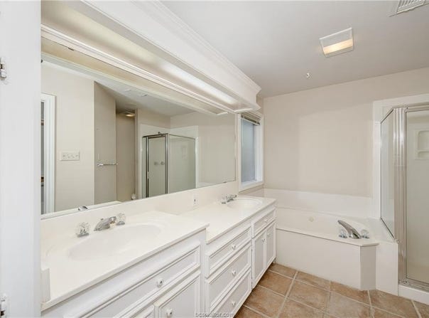 705 Summerglen Drive, College Station, TX 77840