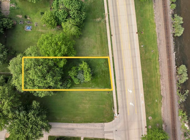 S MAIN Street, OSHKOSH, WI 54902-0000