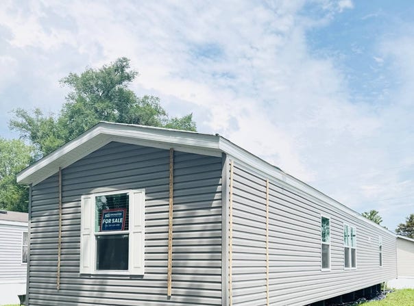 1708 4th Ave W., Coal Valley, IL 61240