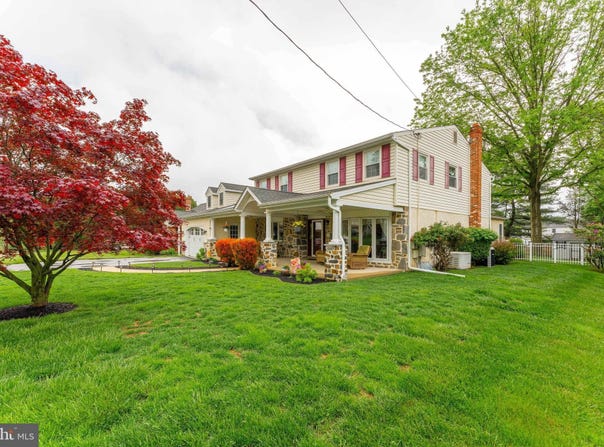 209 BEECHTREE DRIVE, BROOMALL, PA 19008