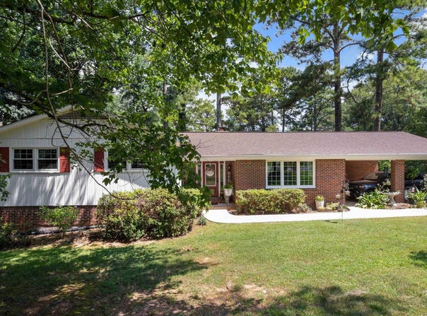 125 Windy Hill Road, Rainbow City, AL 35906