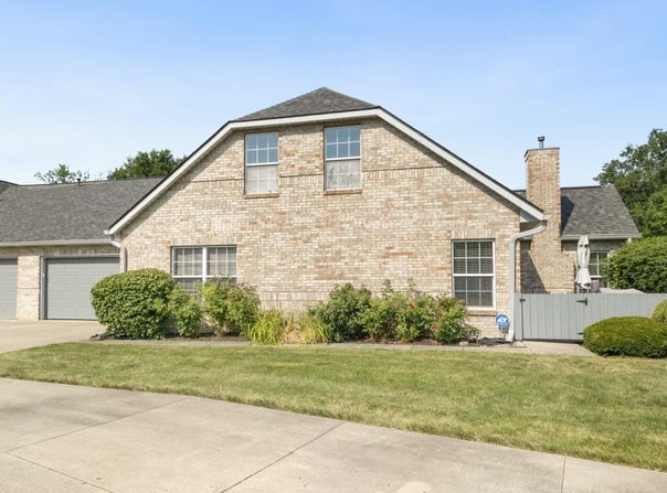 2909 W Applewood Court, Muncie, IN 47304