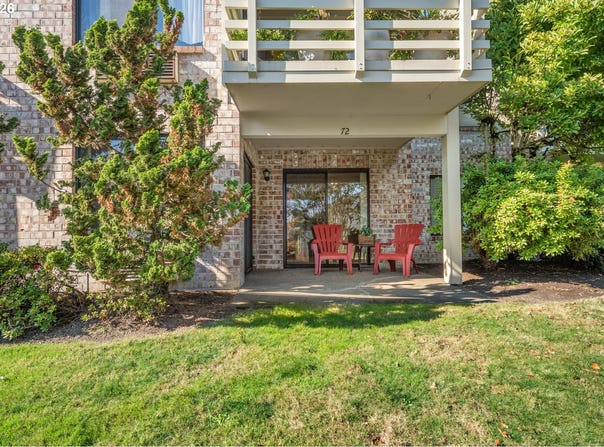 16354 SW 130TH Ter, Tigard, OR 97224