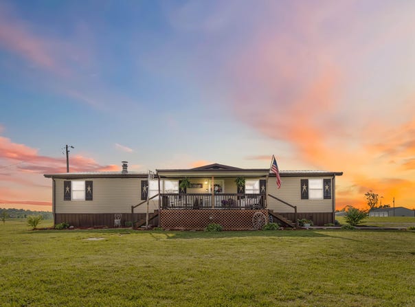2805 West West Ridge Road, Eubank, KY 42567