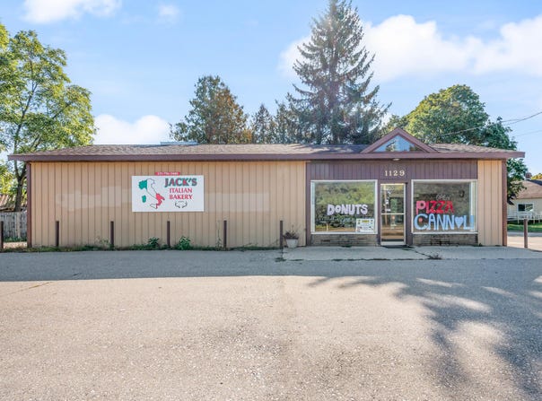 1129 N State Street, Big Rapids, MI 49307