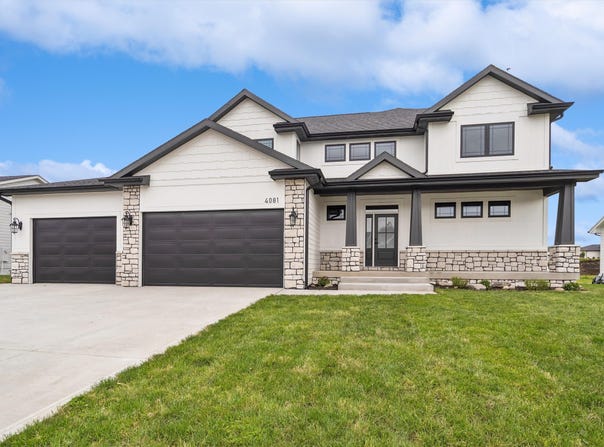 4081 NW 181st Street, Clive, IA 50325
