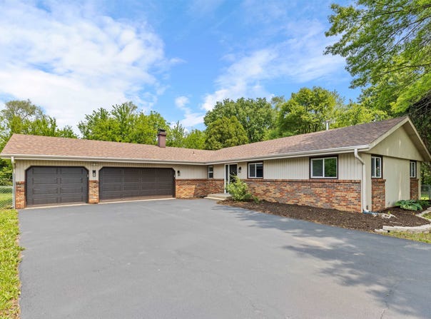 1509 Ferncliff, ROCKFORD, IL 61103