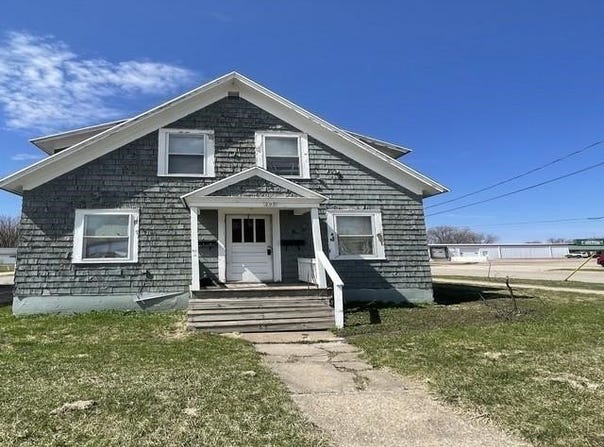 200 S PEACH AVENUE, Marshfield, WI 54449