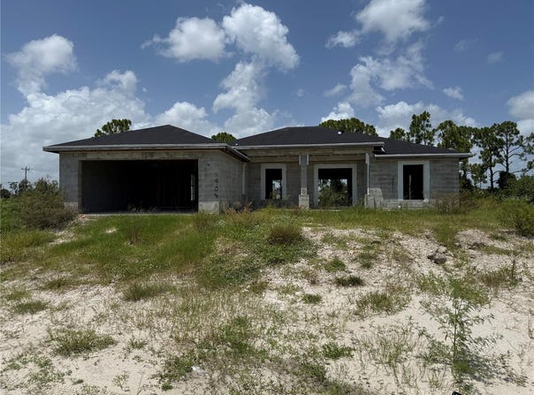 3804 NE 9TH PLACE, CAPE CORAL, FL 33909