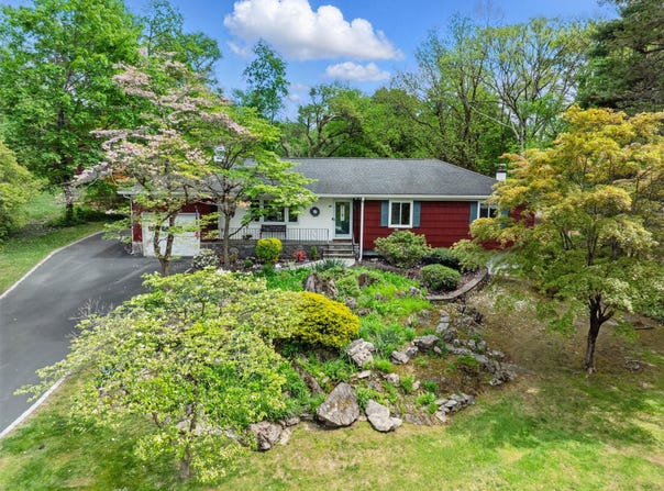 35 Laurel Hill Road, Croton-on-Hudson, NY 10520