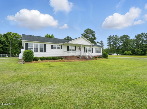 639 Acorn Hill Road, Sunbury, NC 27979