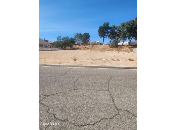Outrigger Ln Ca 92342, Helendale, CA 92342