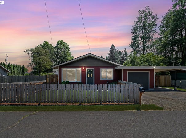33218 SW DAY ST, Scappoose, OR 97056