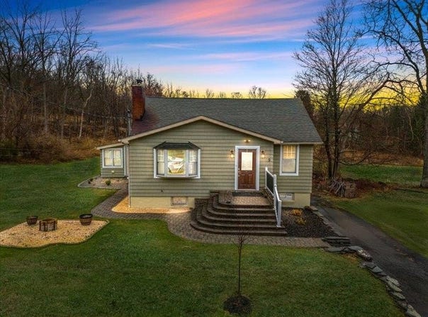 9 Emboden Avenue, Otisville, NY 10963