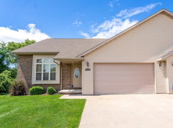 1205 SAUNDERS Road, KAUKAUNA, WI 54130