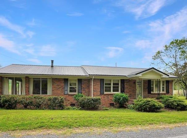 460 Honey Fork Rd, INDIAN MOUND, TN 37079