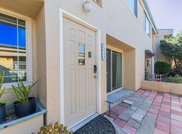 1224 Trinity AVE 14, Seaside, CA 93955