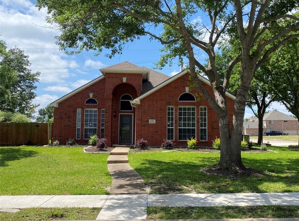 220 Peach Tree Drive, Murphy, TX 75094