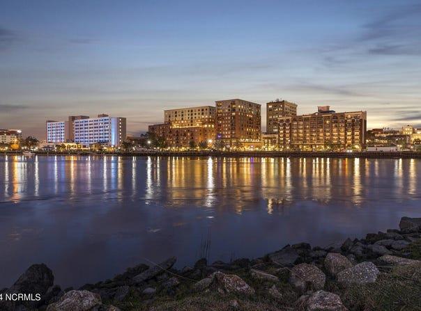 715 N 4th Street, Wilmington, NC 28401