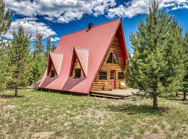126 Valley Way, Stanley, ID 83278