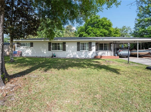 219 NW 7TH STREET, WILLISTON, FL 32696
