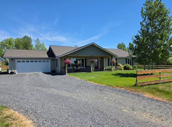 23979 Paradise Rd, Burns, OR 97720