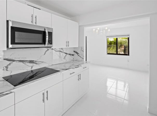 2222 SW 5th St, Miami, FL 33135