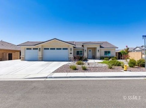 1125 Marbella DR, Ridgecrest, CA 93555