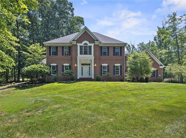 6039 LEDGEVIEW DRIVE, BOSTON HEIGHTS, OH 44264