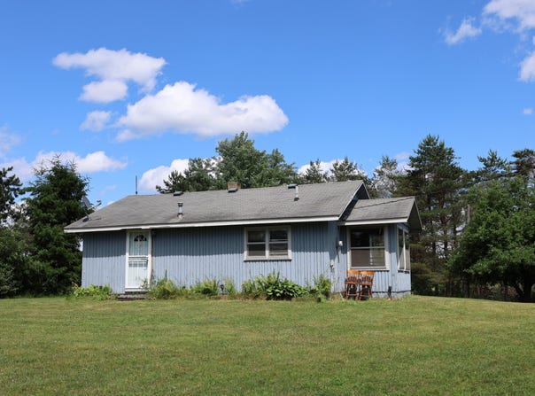 11179 Hossler Road, Atlanta, MI 49709
