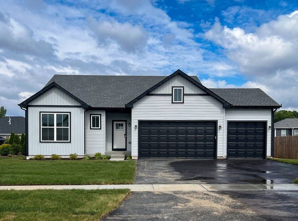 1006 Joel, Genoa, IL 60135