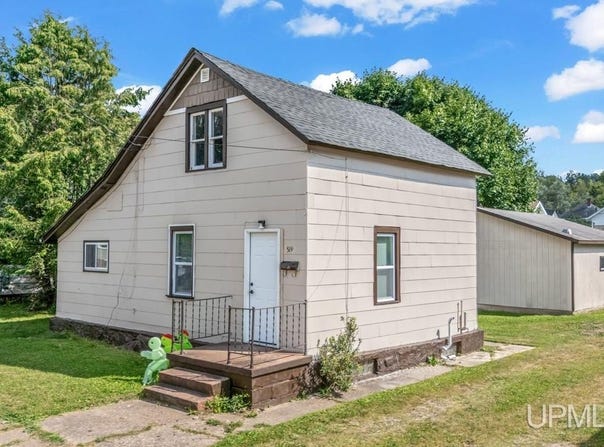 519 7th, Iron Mountain, MI 49801