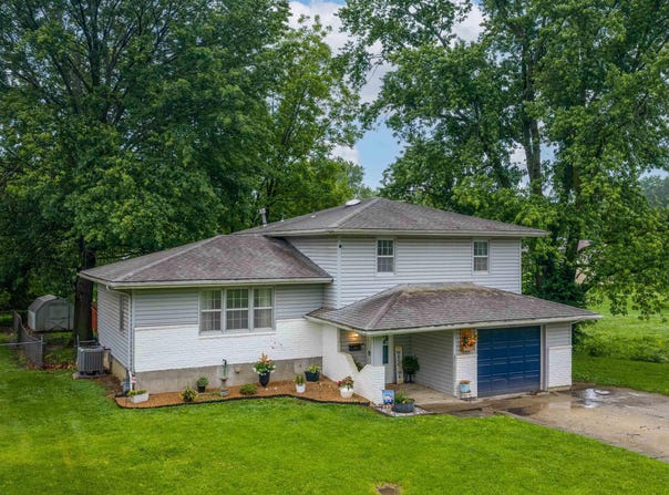 1302 E 15 th, Sedalia, MO 65301
