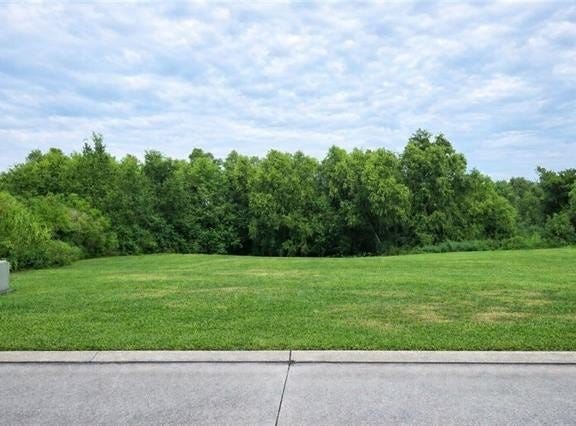 6041 S MUIRFIELD Circle lot: 43, New Orleans, LA 70128