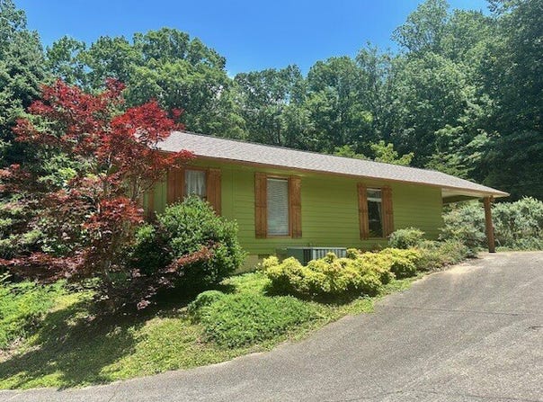 7871 Alabama Hwy 117, Valley Head, AL 35989