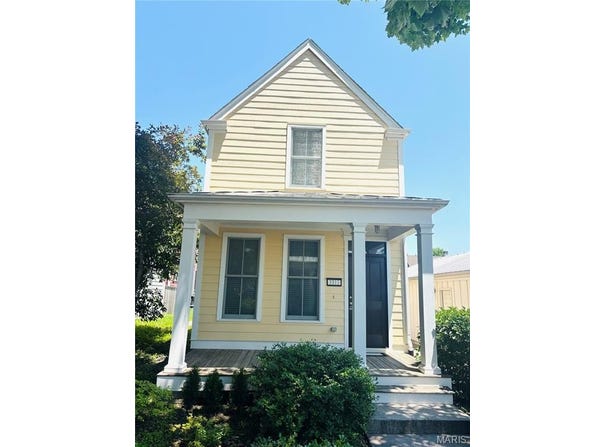 3313 N Mester Street, St Charles, MO 63301