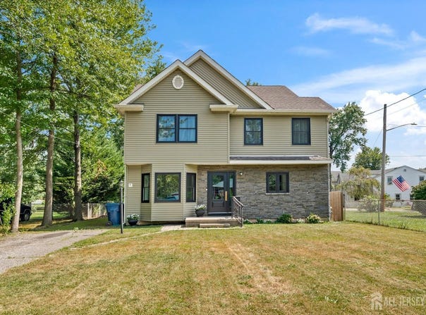 1584 Holly Road, North Brunswick, NJ 08902
