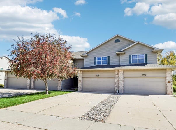 2967 Kentville Drive, Sun Prairie, WI 53590-4266