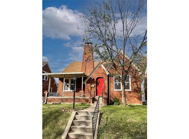 29 N Henderson Avenue, Cape Girardeau, MO 63701