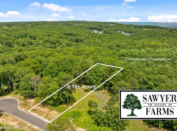 1812 Sawyer Farms Lane, Signal Mountain, TN 37377