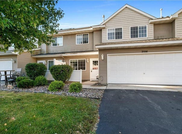 2556 Yellowstone Drive, Hastings, MN 55033