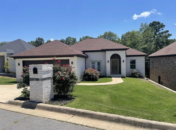 8001 Kanis Pines Drive, Little Rock, AR 72204