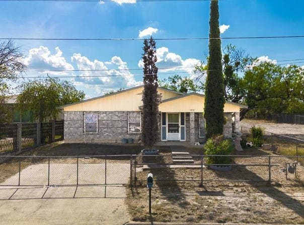 1010 King David St, Eagle Pass, TX 78852