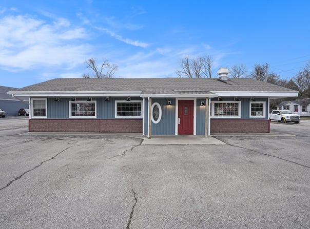 370 N State Street, Sparta, MI 49345