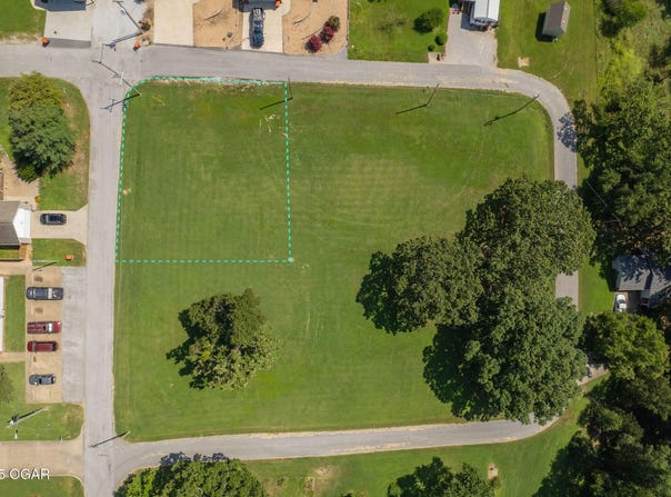 Lot 17 Corner of Thompson & Armstrong Avenue, Pineville, MO 64856