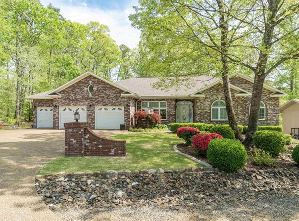 3 Sacedon Circle, Hot Springs Village, AR 71909