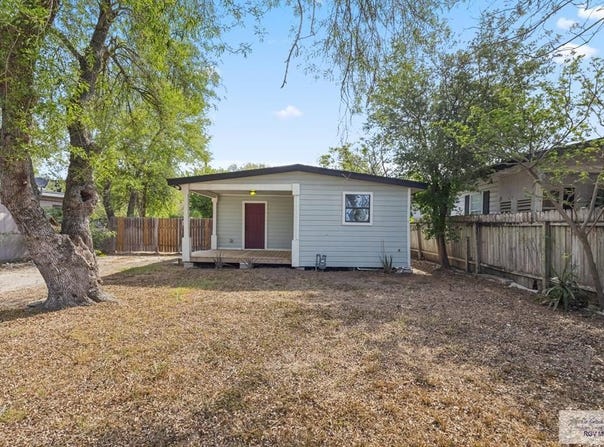 609 S M ST., HARLINGEN, TX 78550