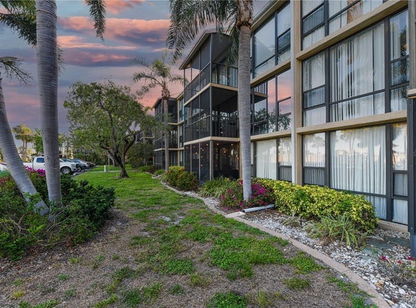 618 BIRD BAY DRIVE S, VENICE, FL 34285