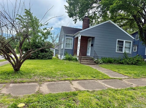 201 W 2nd Street, Rolla, MO 65401